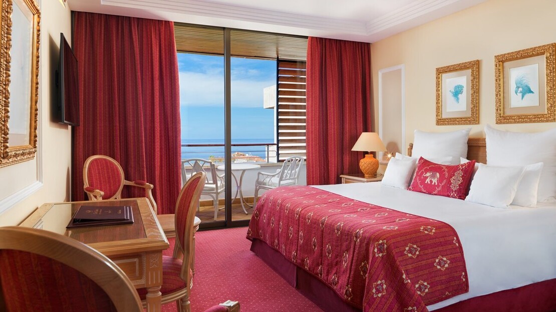 Ambassador Jr Suite with Ocean View